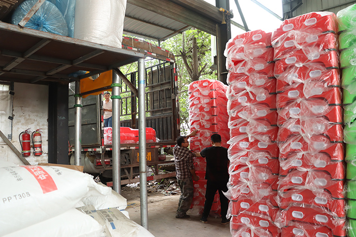 幼兒園塑料一體床